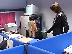 Hot office hoes Leah and Jane licking one big cock